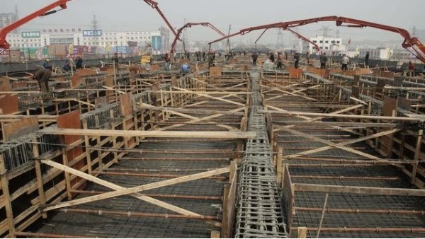 最新混凝土配合比計(jì)算、泵送混凝土現(xiàn)澆施工計(jì)算