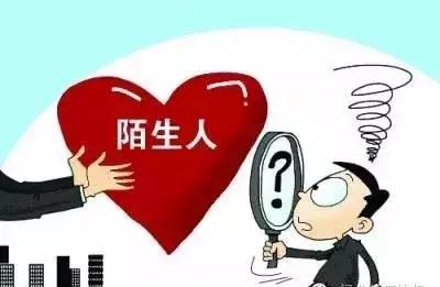 一個(gè)工程三個(gè)設(shè)計(jì)院報(bào)價(jià)，你用哪個(gè)?