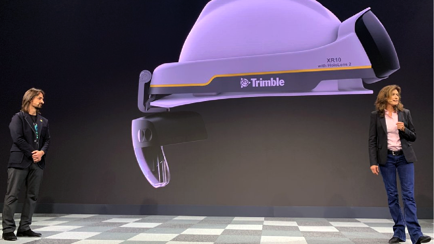 VR、AR和MR有什么聯(lián)系，MR技術(shù)如何應(yīng)用于建筑BIM領(lǐng)域？